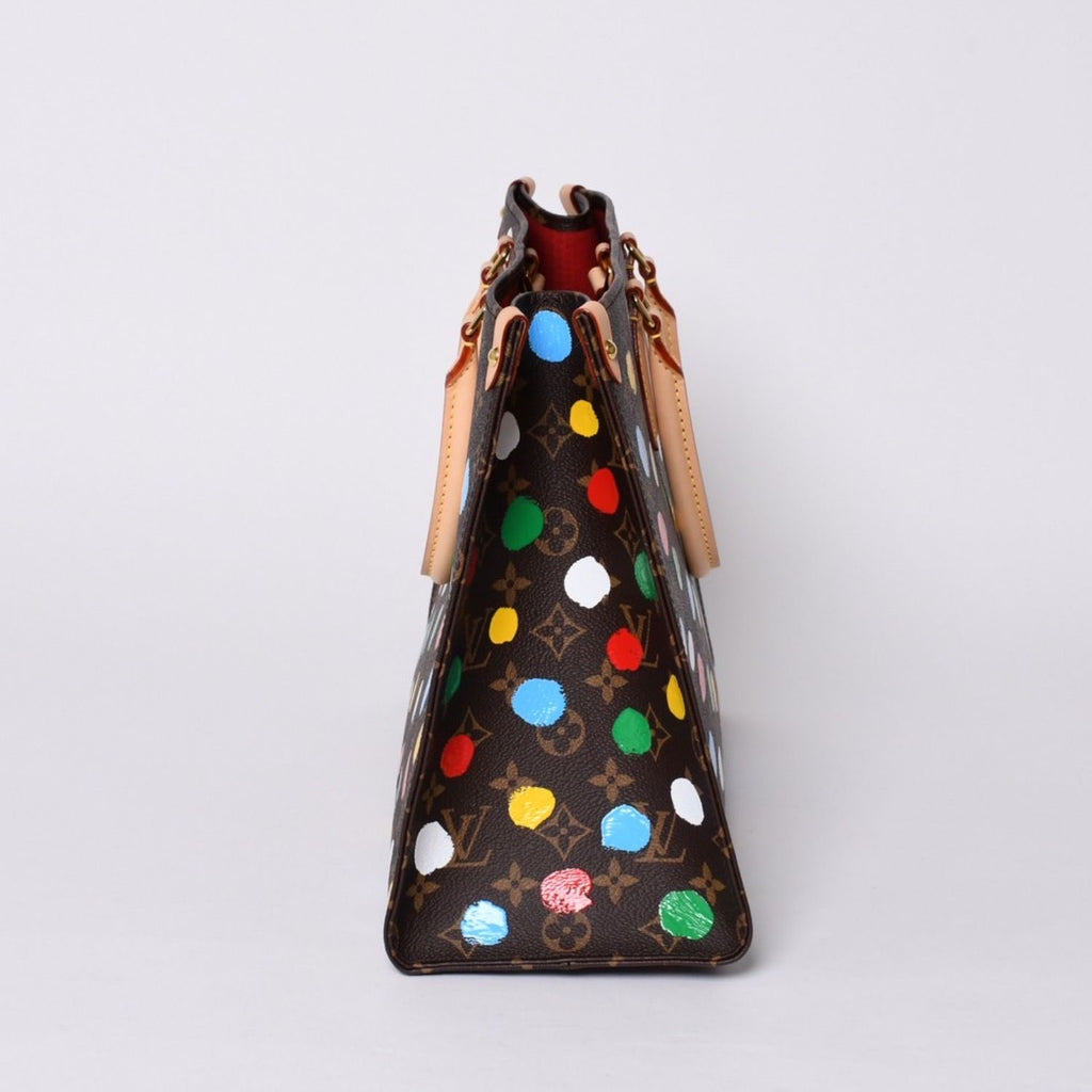Louis Vuitton On The Go MM Yayoi Kusama Shoulder Bag 2-Way Leather Monogram — view 4