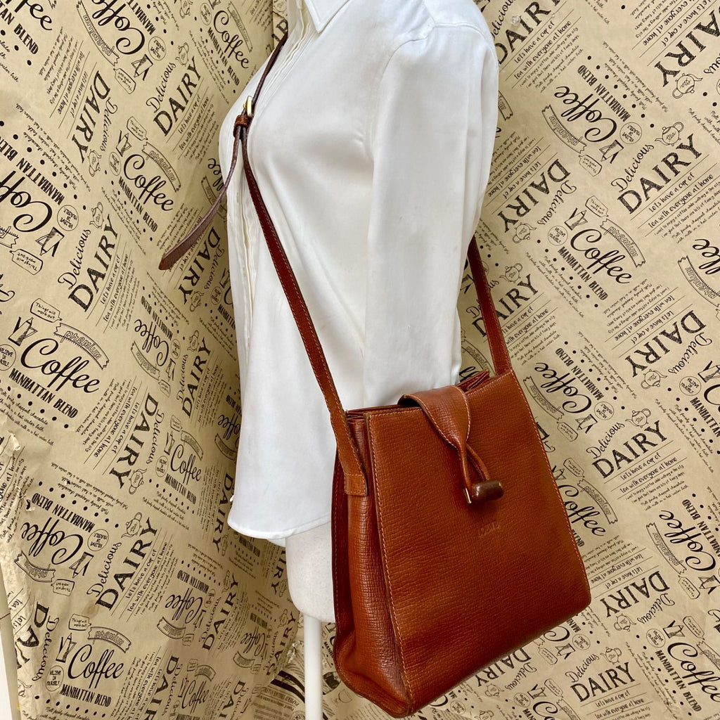 Loewe Handbag Shoulder Anagram Leather Brown Travel — view 3