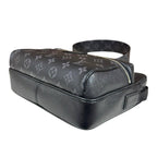 Louis Vuitton Outdoor Messenger PM Taigarama Shoulder Bag Taiga Leather Black — view 6