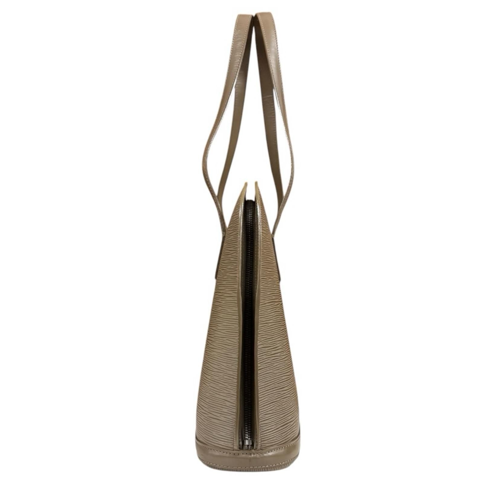 Louis Vuitton Sac Epi Shoulder Bag Gray — view 4