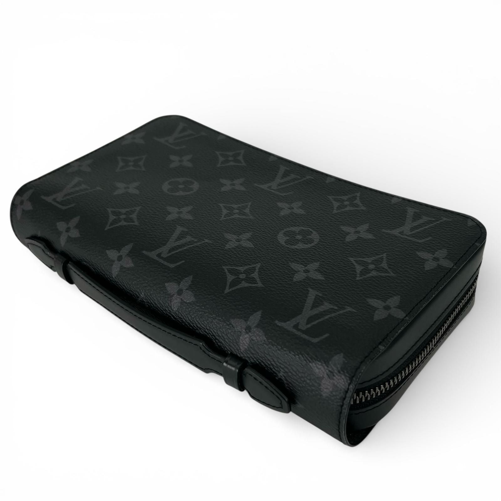 Louis Vuitton Zippy XL Monogram Eclipse Canvas Round Zip Organizer Wallet Black — view 4