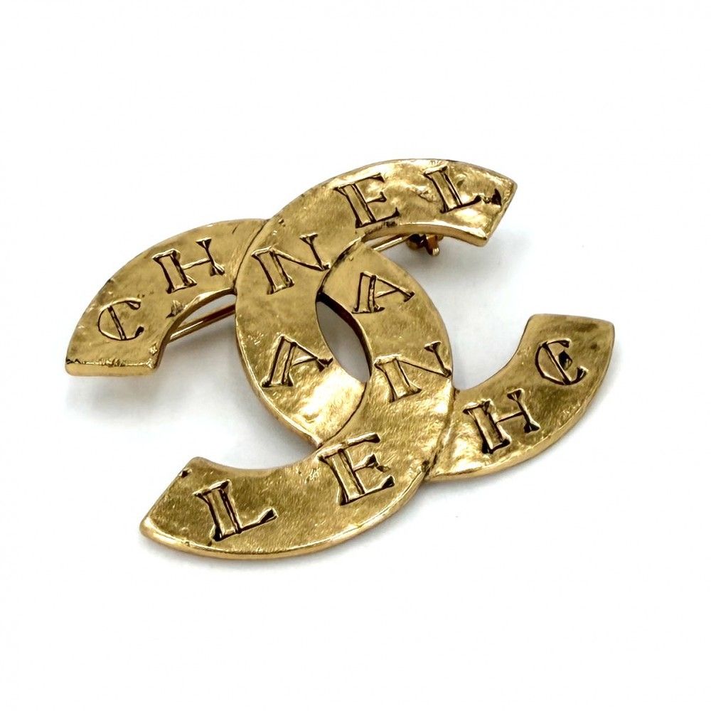 Chanel Brooch Logo CC Vintage Gold Plated — view 3