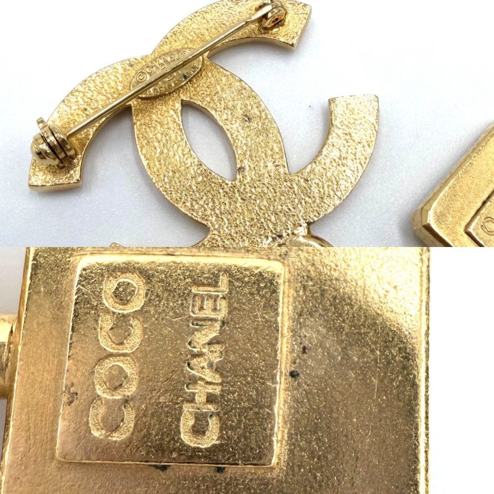 Chanel Brooch Icon CC Logo Clover Heart Quilted Vintage Gold Plated — view 7
