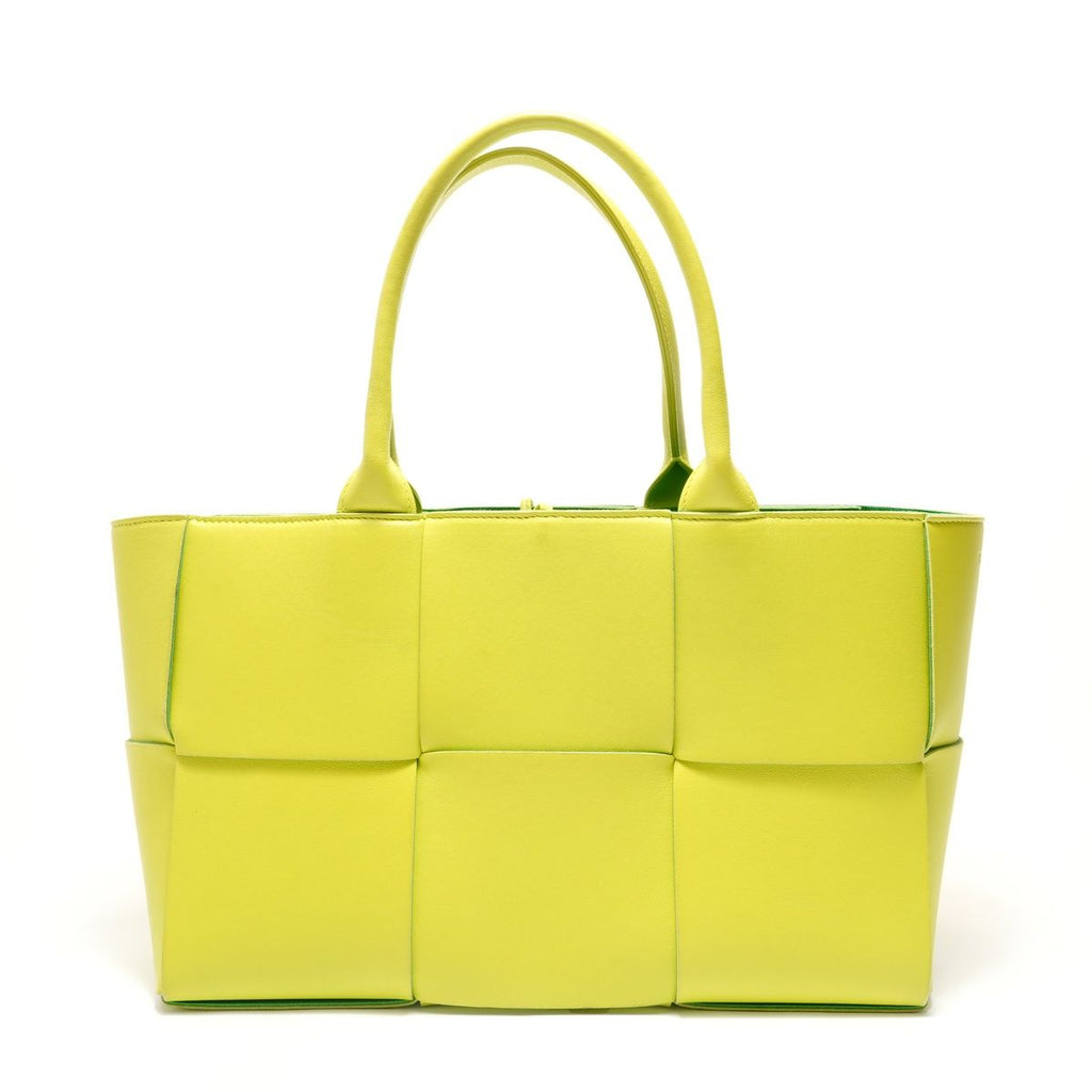 Bottega Veneta Handbag Maxi Intrecciato 2-Way — view 3