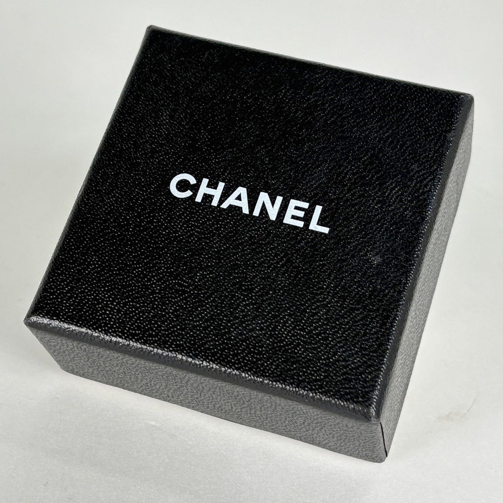 Chanel CC Logo Rhinestone Necklace Snowflake Faux Pearl Gold Pink — view 7