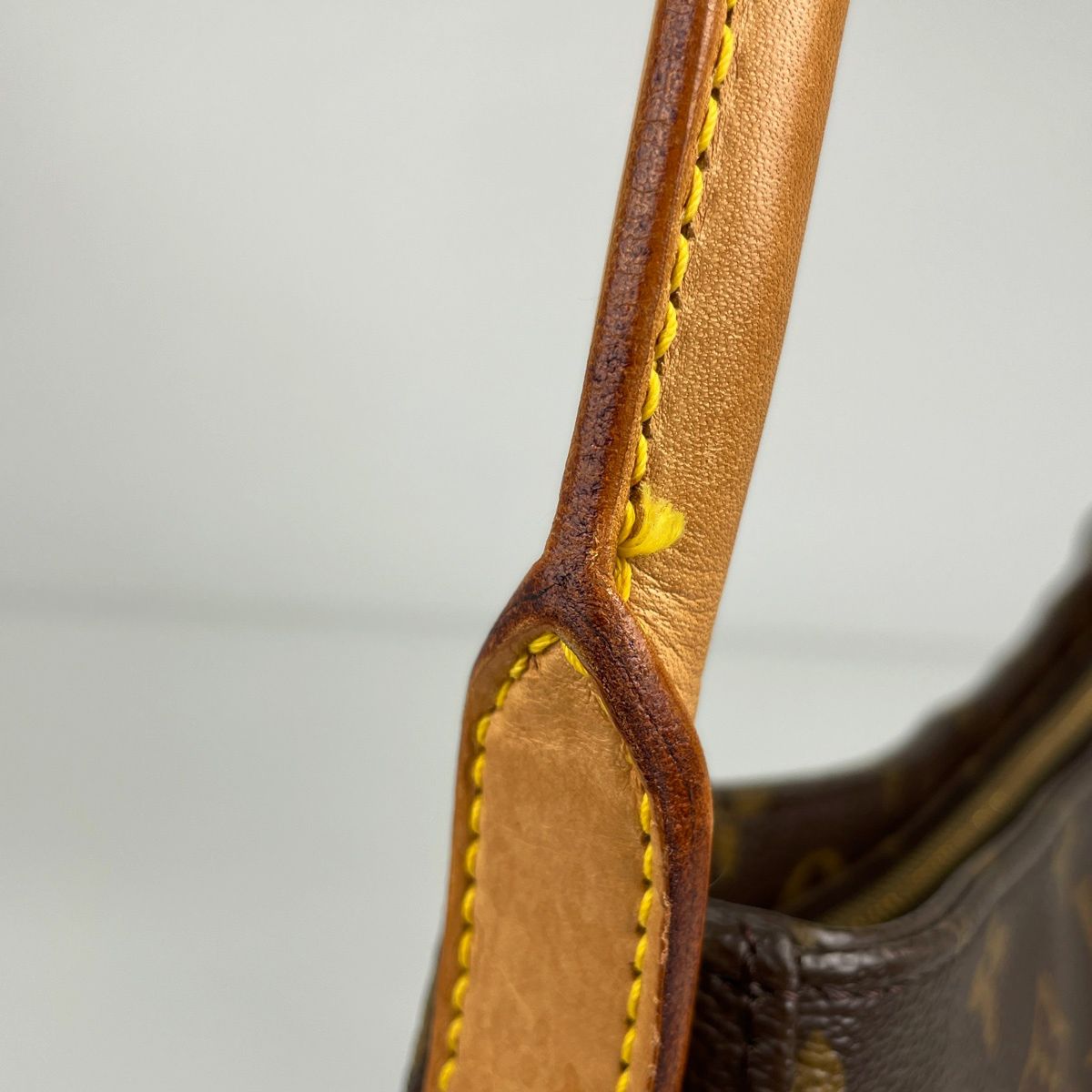 Louis Vuitton Looping GM Shoulder Bag Monogram Brown — view 5