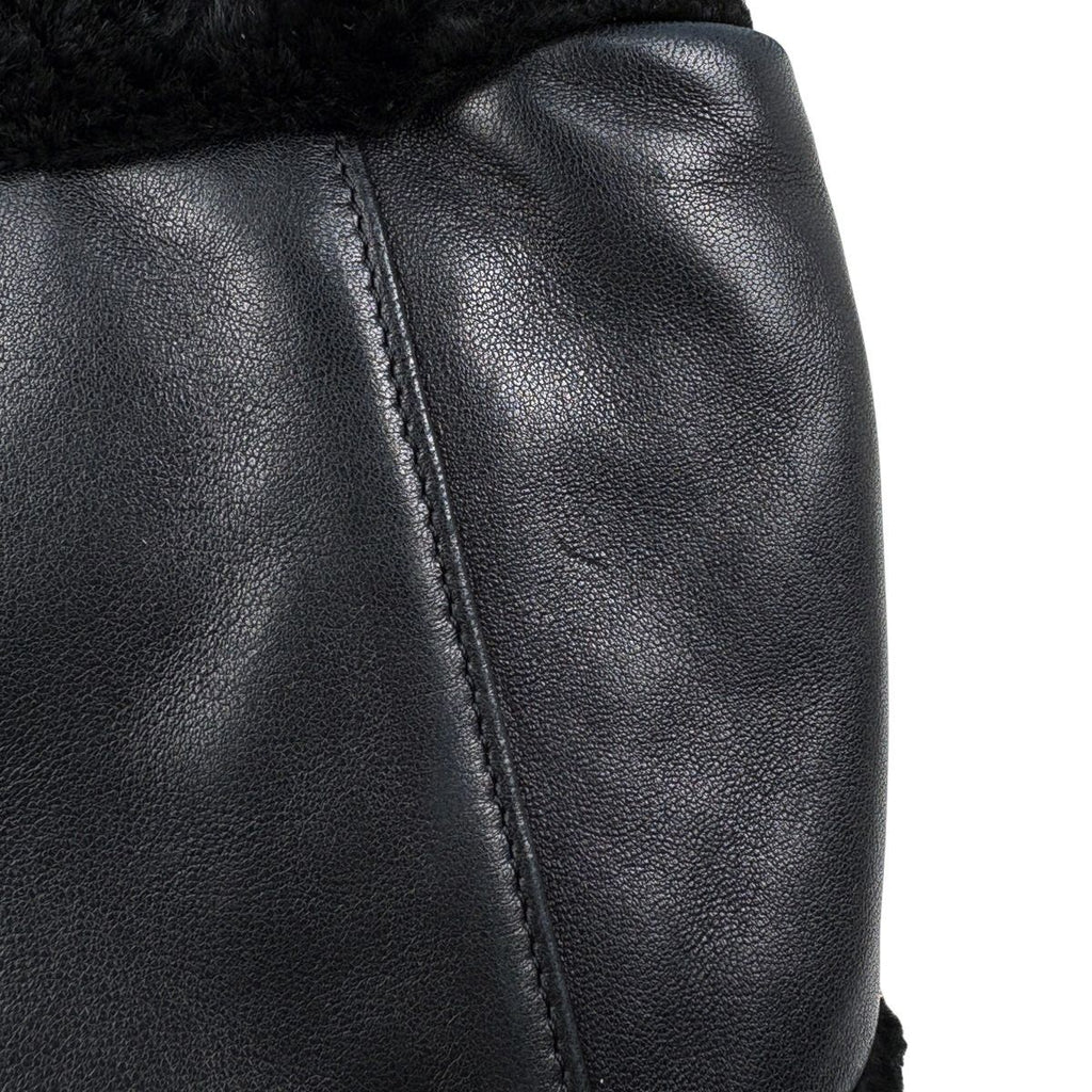 Chanel CC Logo Shoulder Bag Black — view 6