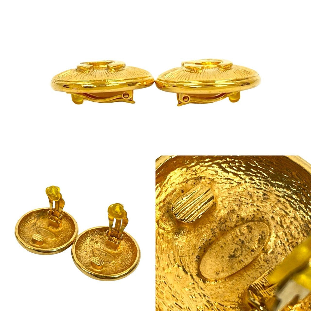 Chanel With Rice Vintage CC Logo Motif Earrings Gold — view 2