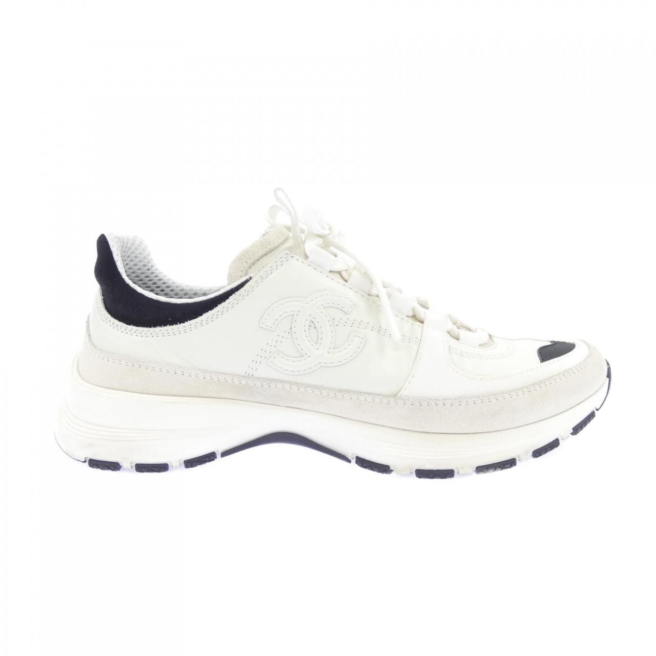 Chanel Sneakers White