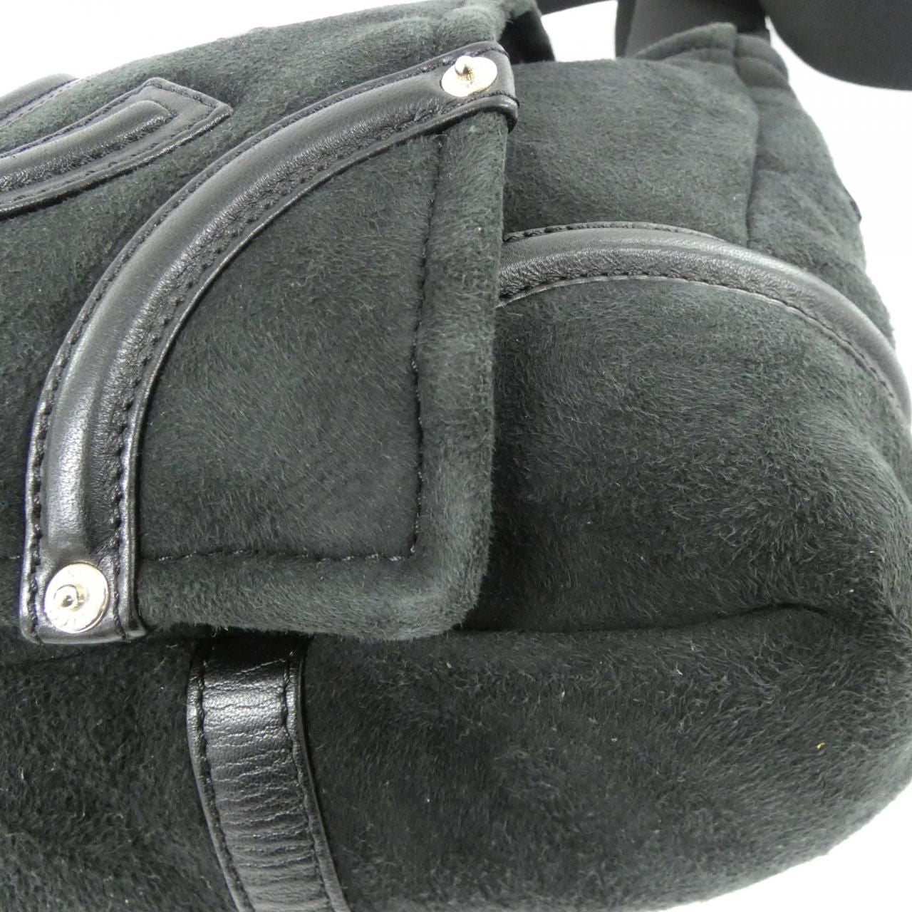 Chanel Vintage Shoulder Bag — view 4