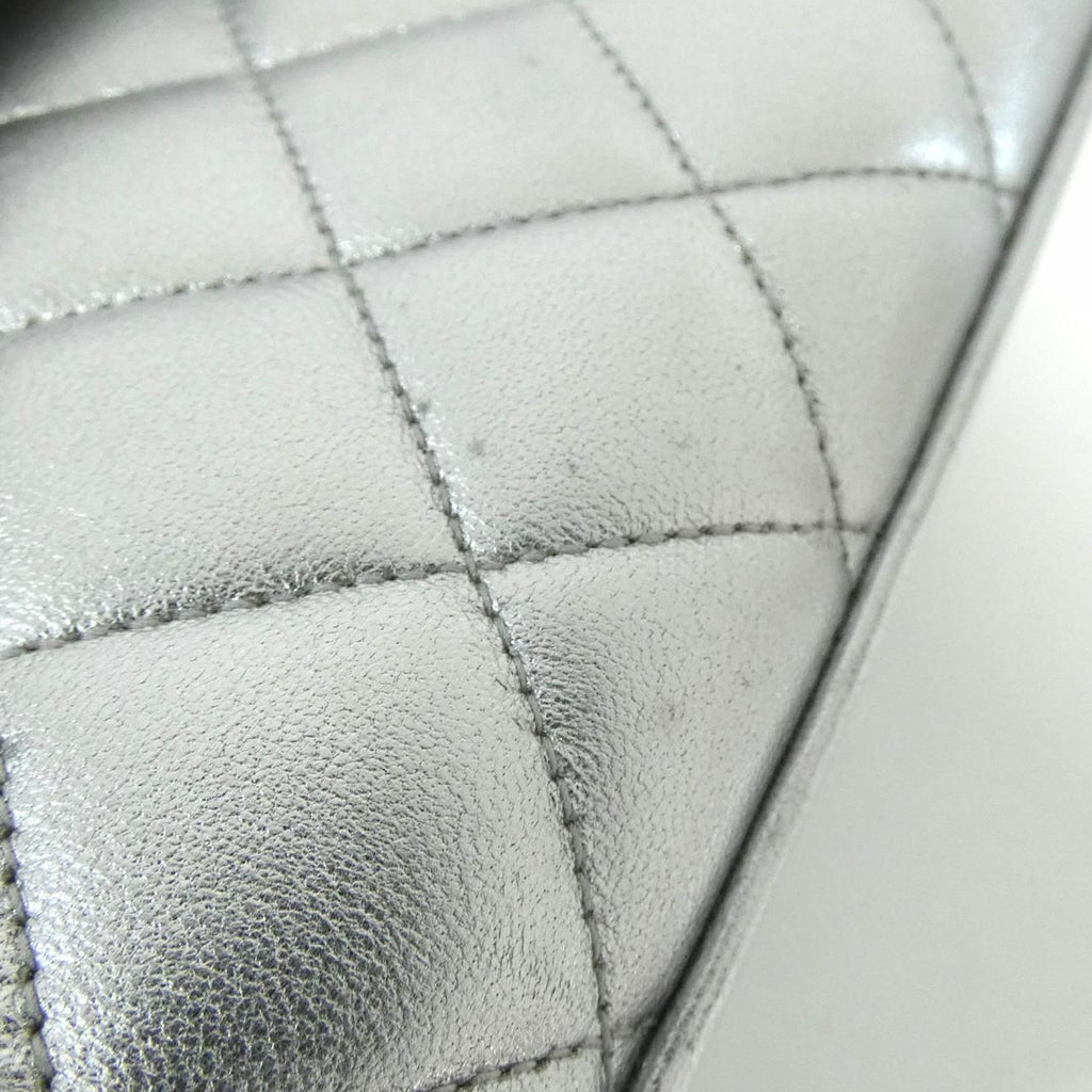 Chanel Vintage Bag Handbag Silver — view 4