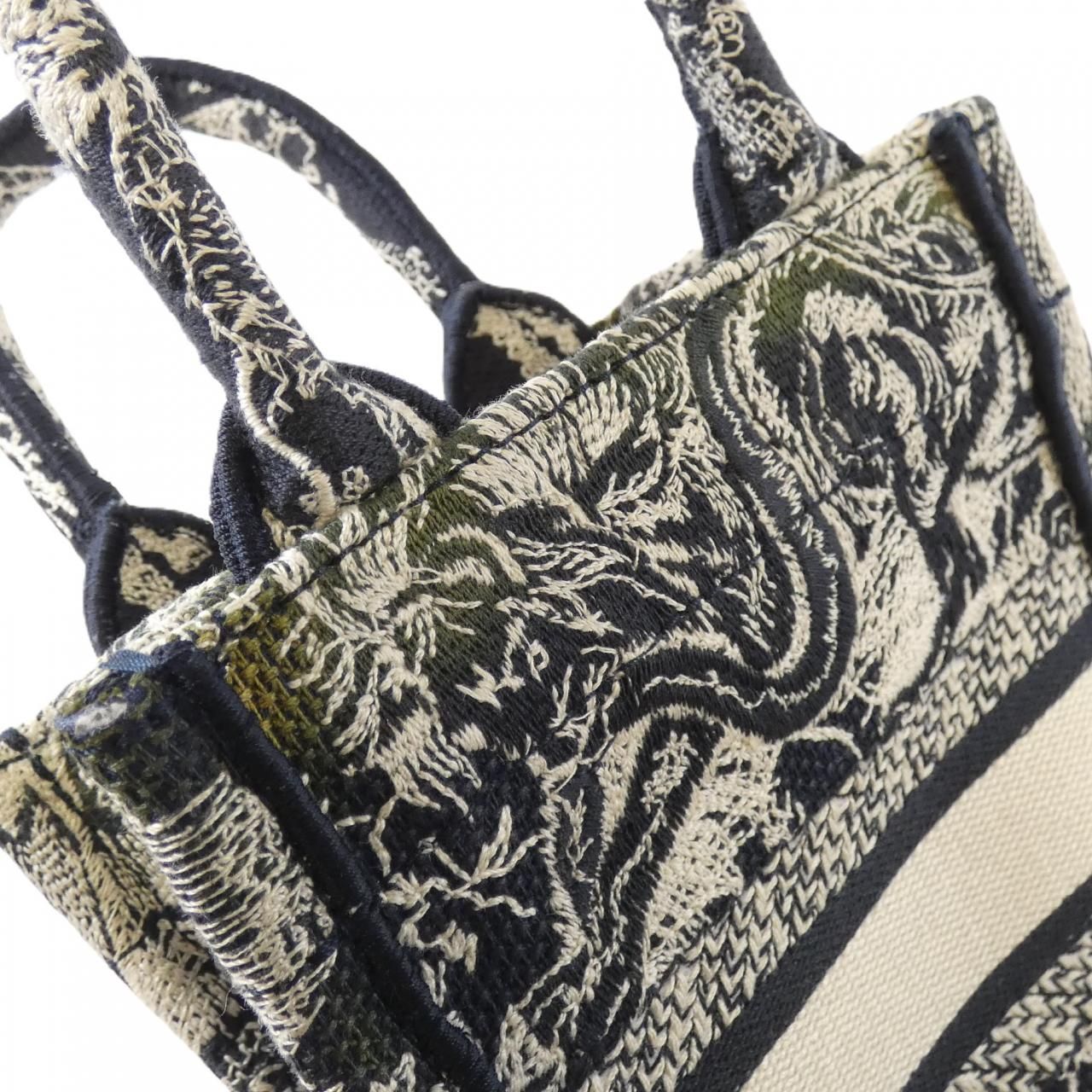 Dior Reverse Toile de Jouy Book Tote Mini Vertical — view 4
