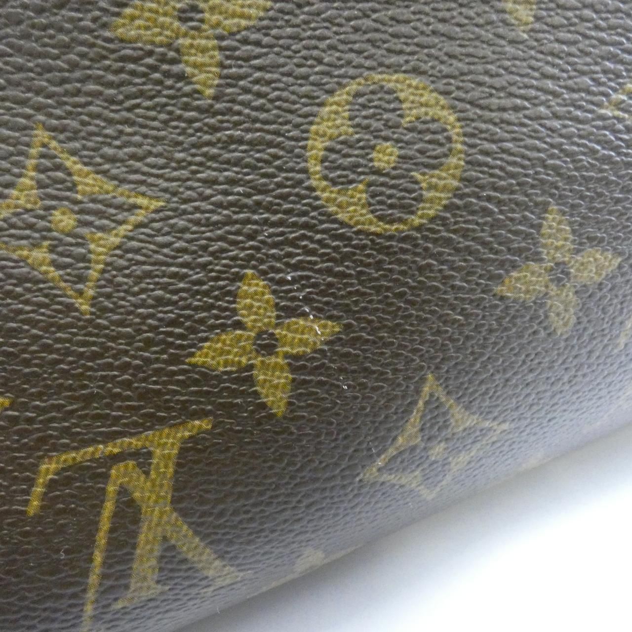 Louis Vuitton Monogram Montorgueil GM Shoulder Bag — view 4