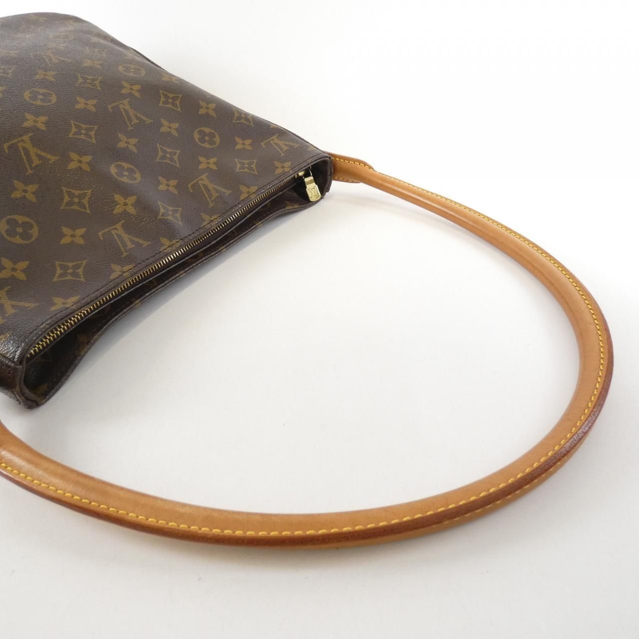 Louis Vuitton Monogram Looping GM Shoulder Bag — view 4