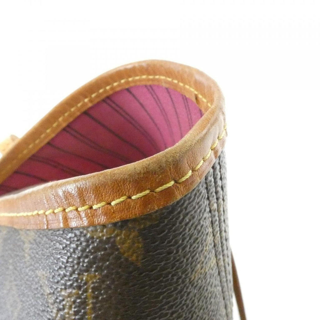 Louis Vuitton Monogram Neverfull MM Bag — view 3