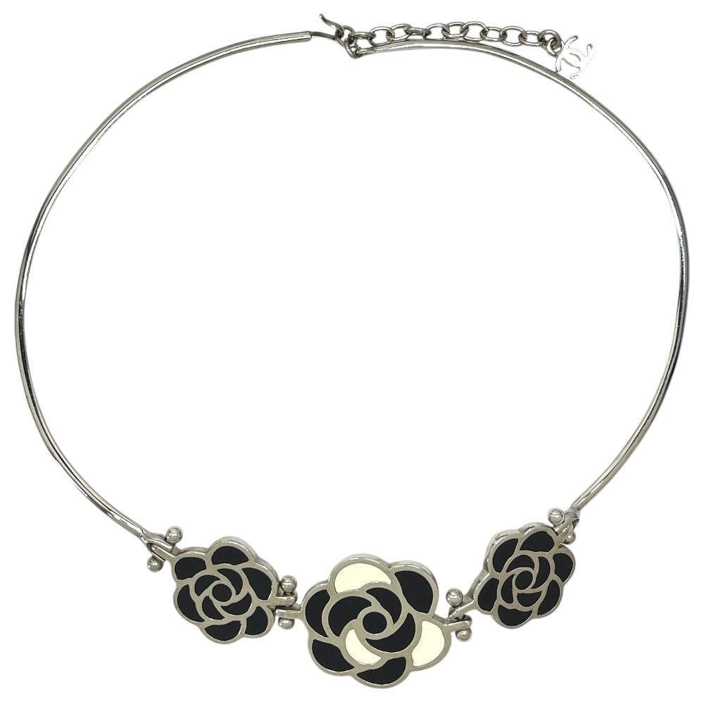 Chanel Camellia Choker Necklace Silver Simple Daily Use