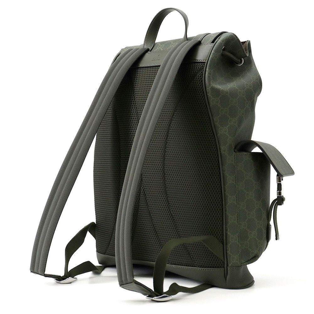 Gucci Large GG Supreme Backpack — view 2