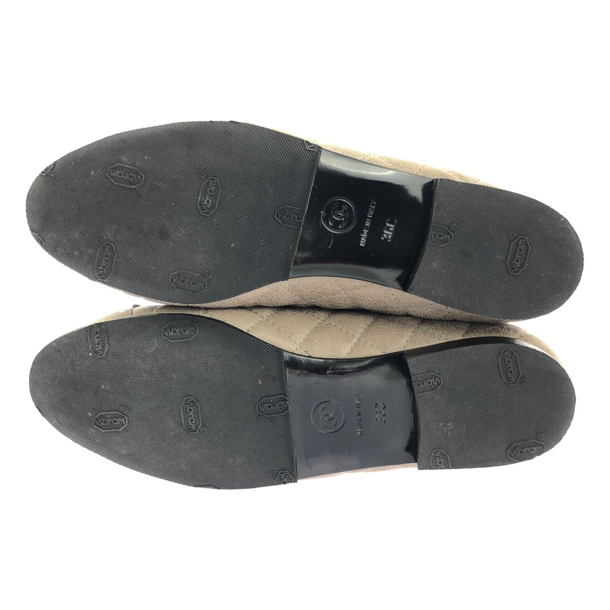 Chanel Leather CC Logo Quilted Flat Shoes 36c Gray Jew — view 5