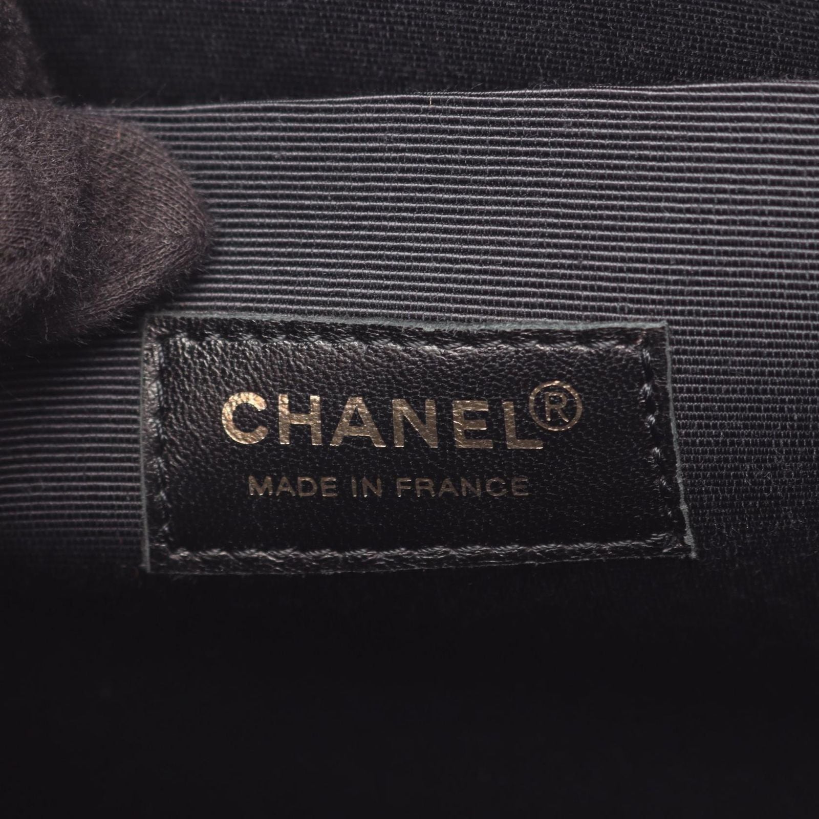 Chanel Tote Coco Mademoiselle Choco Bar Black Red White Patent Leather Handbag — view 4