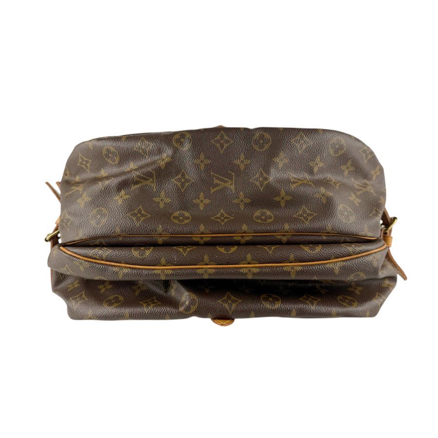 Louis Vuitton Shoulder Bag Saumur 35 — view 4