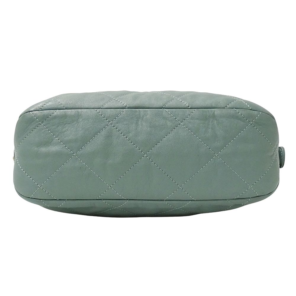 Chanel Quilted Shoulder Bag Leather Green Gold Chain — view 3