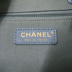 Chanel Quilted Shoulder Bag Leather Green Gold Chain — view 6