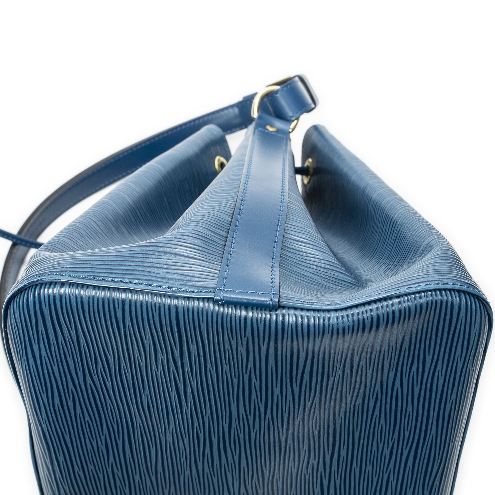 Louis Vuitton Noe Blue Epi — view 7