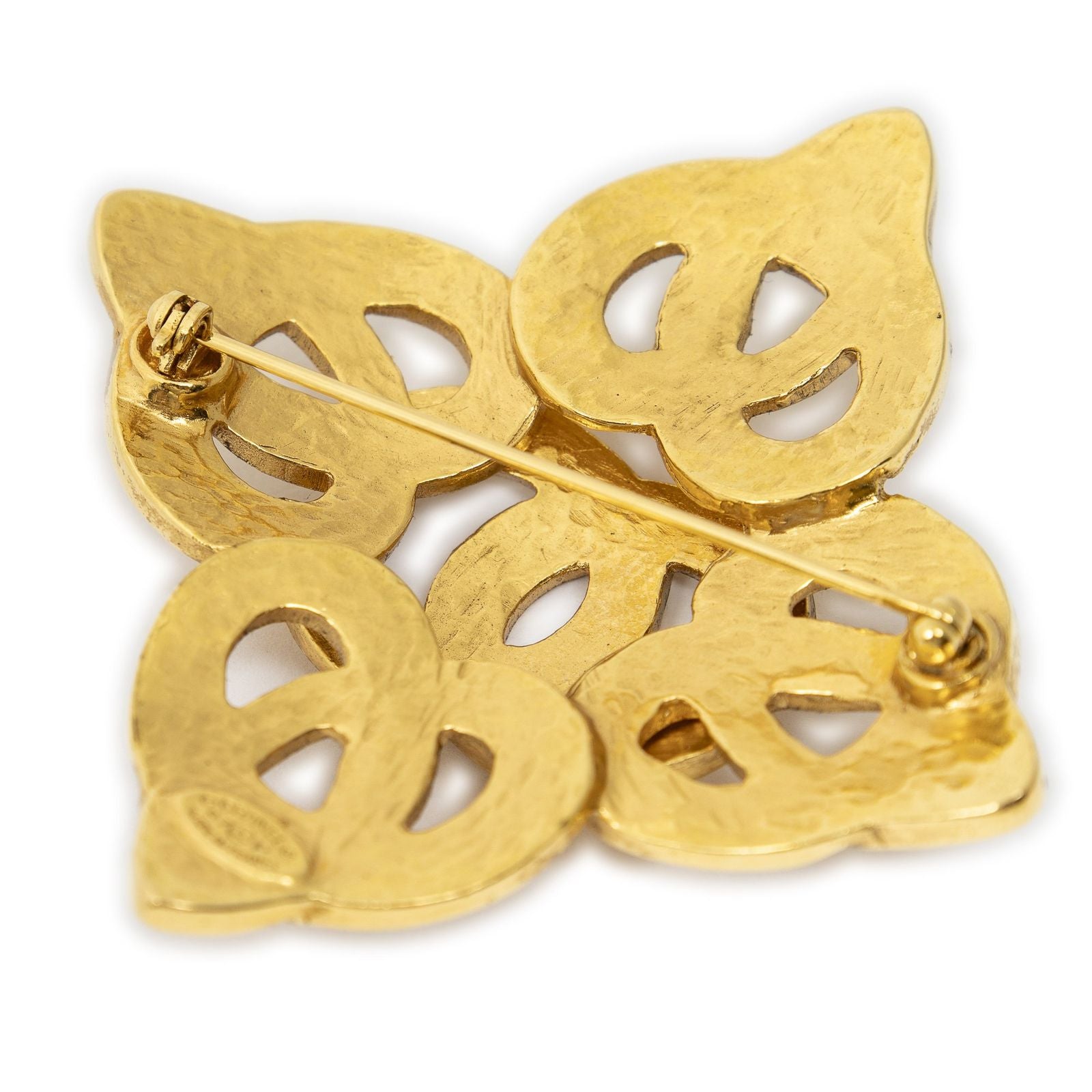 Chanel CC Quattro Foil Knot Brooch Gold Plated — view 2