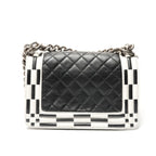 Chanel Shoulder Bag Boy No 19 — view 2