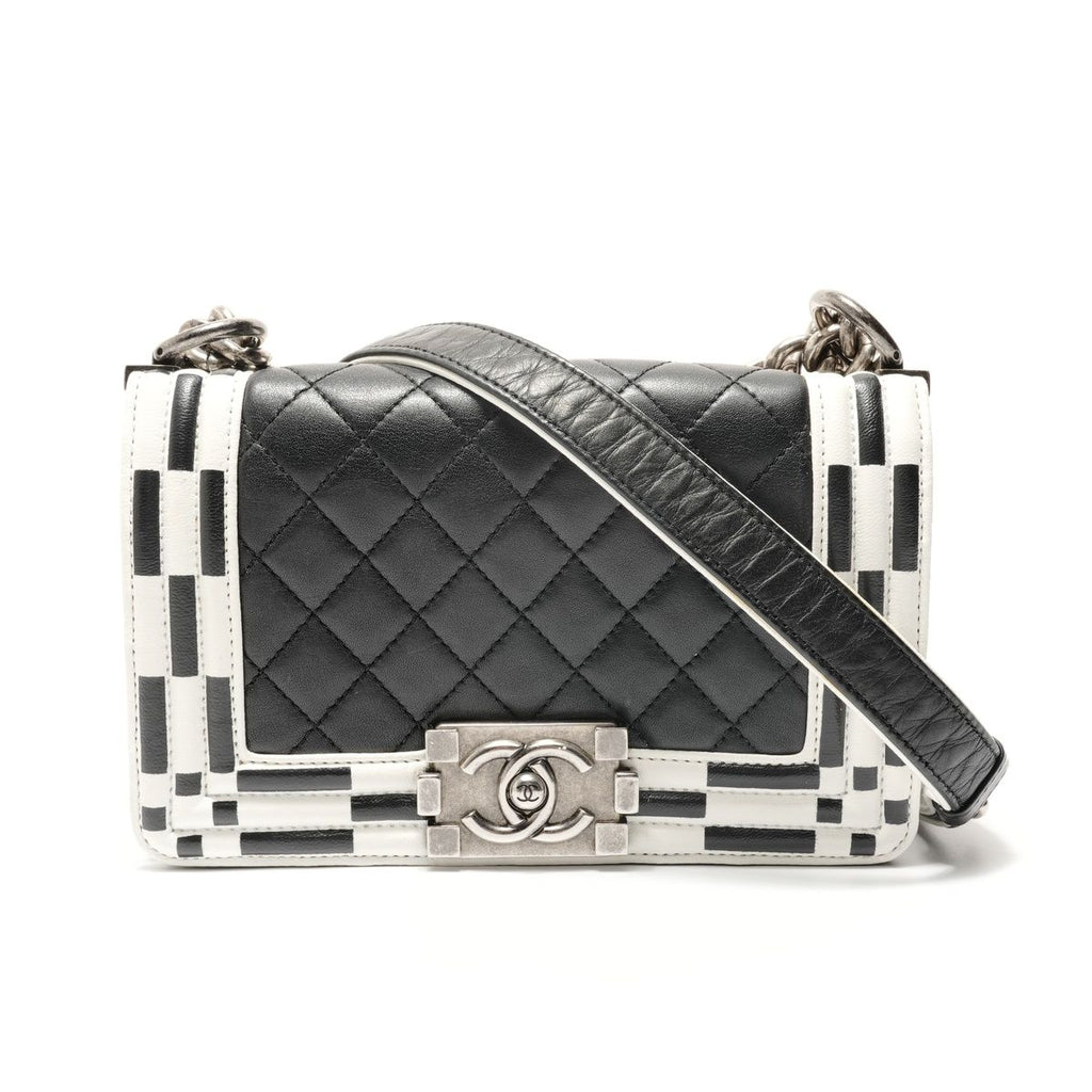 Chanel Shoulder Bag Boy No 19