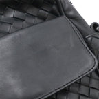 Bottega Veneta Intrecciato Shoulder Bag Pochette Leather Black — view 5