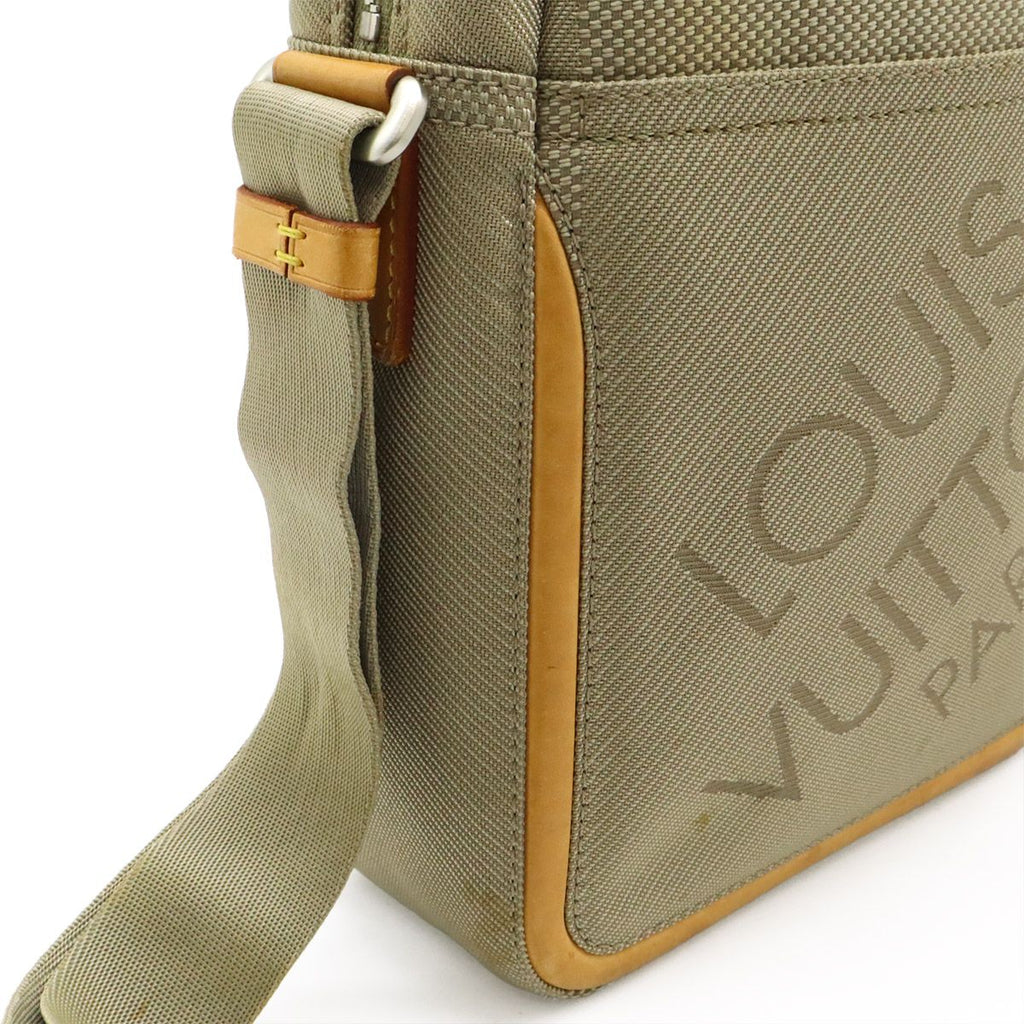 Louis Vuitton Damier Geant Shoulder Bag Crossbody Canvas Sable — view 8