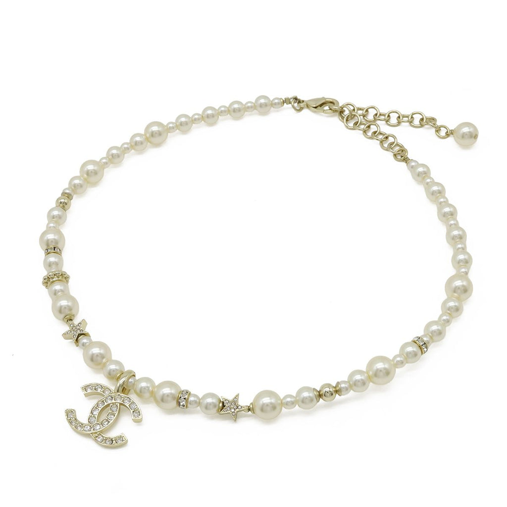 Chanel CC Logo CC Mark Star Pearl Choker Necklace Pendant Metal Faux Rhinestone — view 2