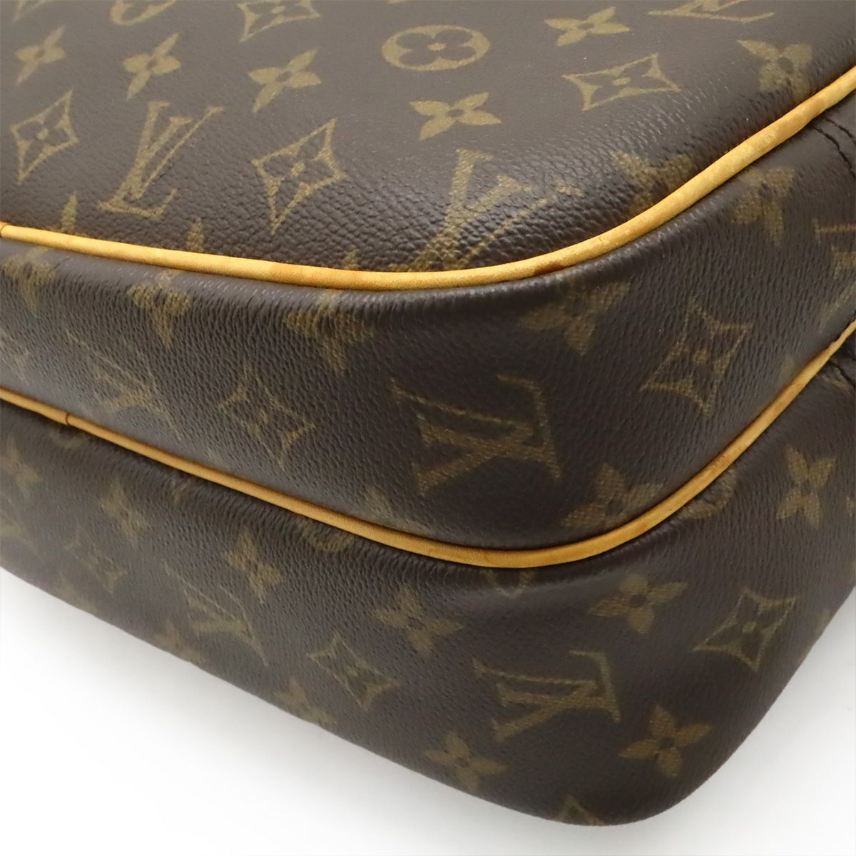 Louis Vuitton Monogram Reporter PM Shoulder Bag — view 3
