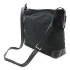 Gucci GG Canvas Sherry Line Shoulder Bag Crossbody Leather Black Green Red — view 2
