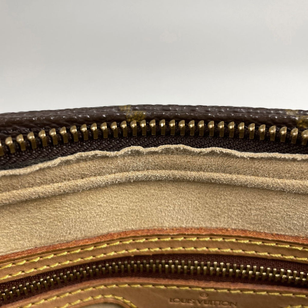 Louis Vuitton Looping MM Shoulder Bag Monogram Brown — view 6