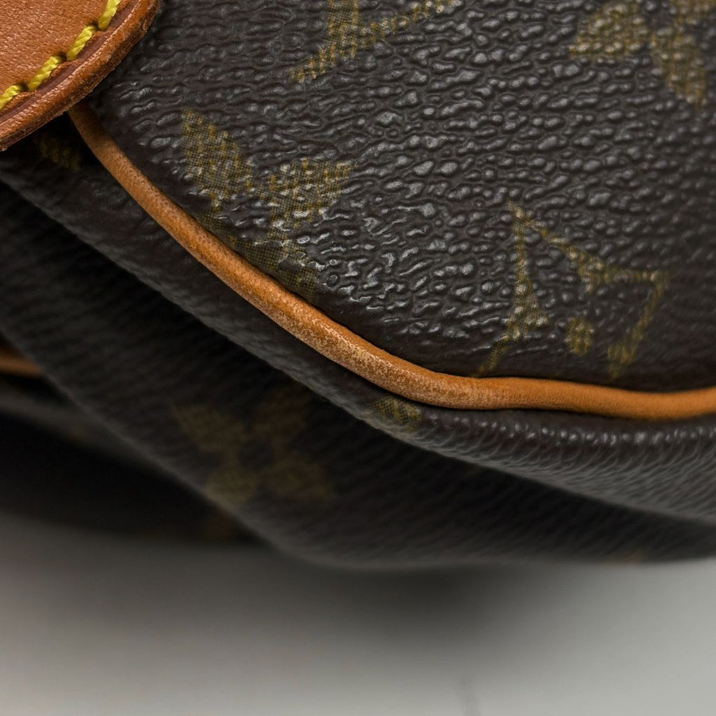 Louis Vuitton Saumur 30 Crossbody Shoulder Bag Monogram Brown — view 3
