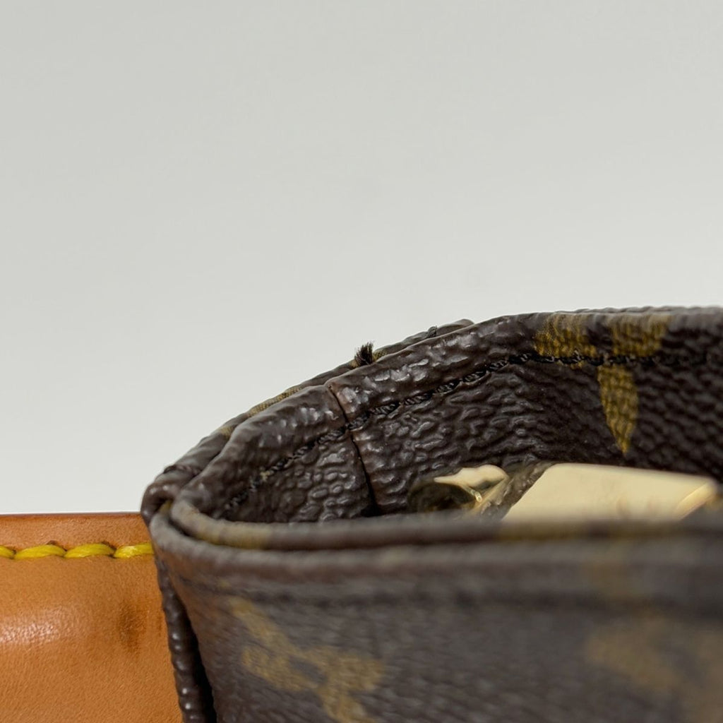 Louis Vuitton Looping MM Shoulder Bag Monogram Brown — view 4