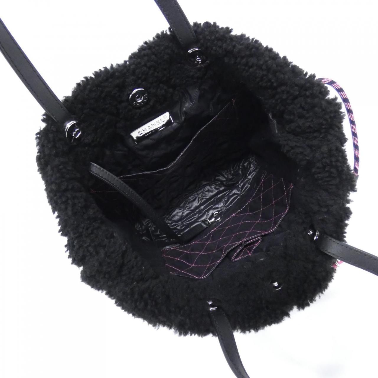 Chanel Bag Handbag Black — view 6