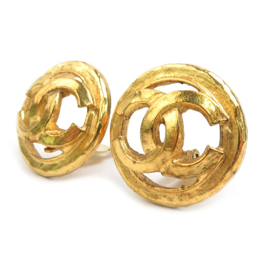 Chanel Earrings CC Logo — view 2