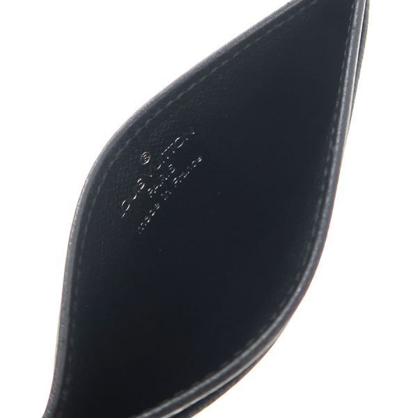 Louis Vuitton Taiga Portobier Carte Sample Shoulder Bag — view 2