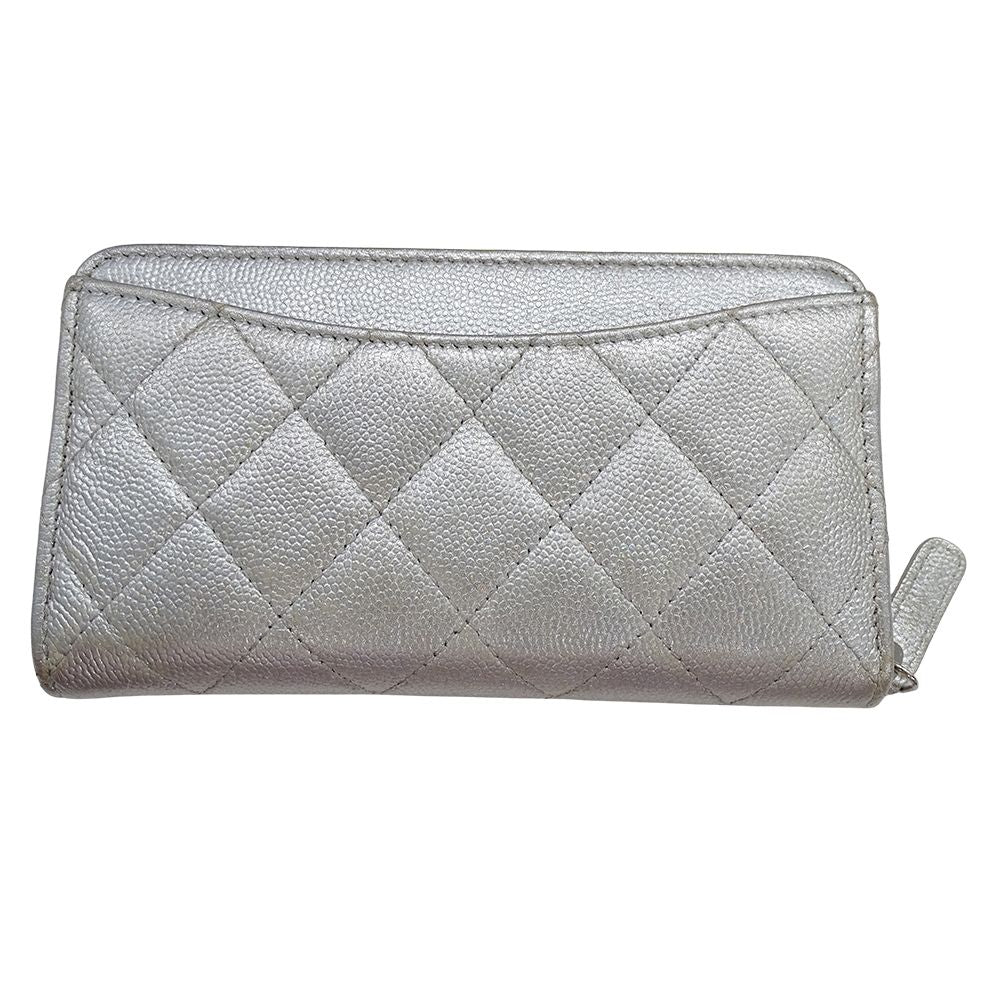 Chanel Wallet Compact Caviar Leather Quilted Silver CC Logo — view 2