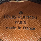 Louis Vuitton Monogram Pouch Canvas — view 4