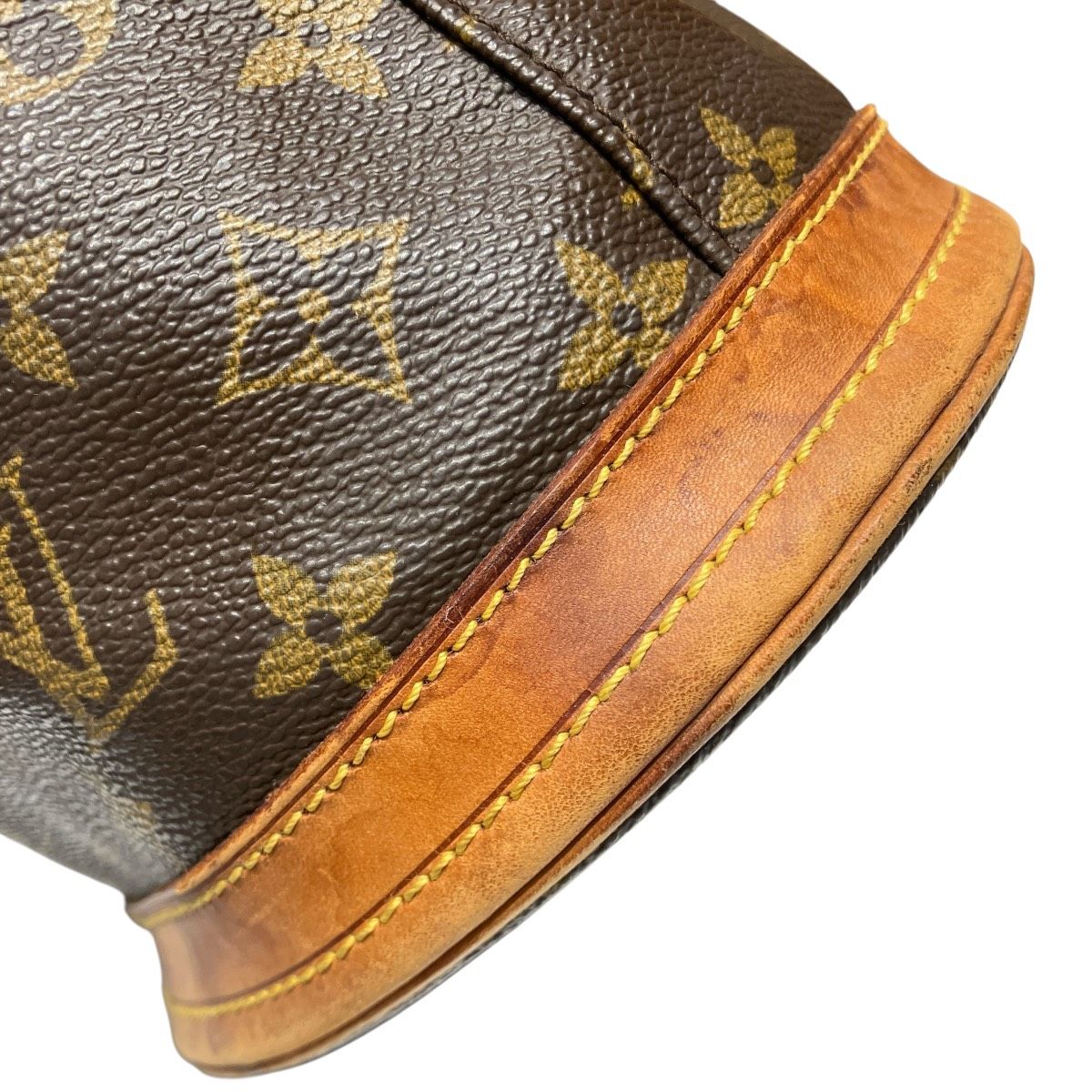 Louis Vuitton Monogram Shoulder Bag — view 9
