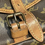 Louis Vuitton Saumur 30 Monogram Shoulder Bag Leather — view 7