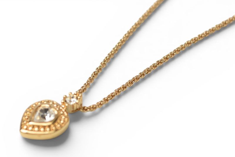 Dior Necklace Choca Vintage Heart Motif Rhinestone Gold — view 6
