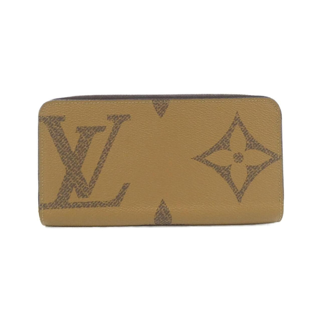 Louis Vuitton Monogram Giant Zippy Wallet