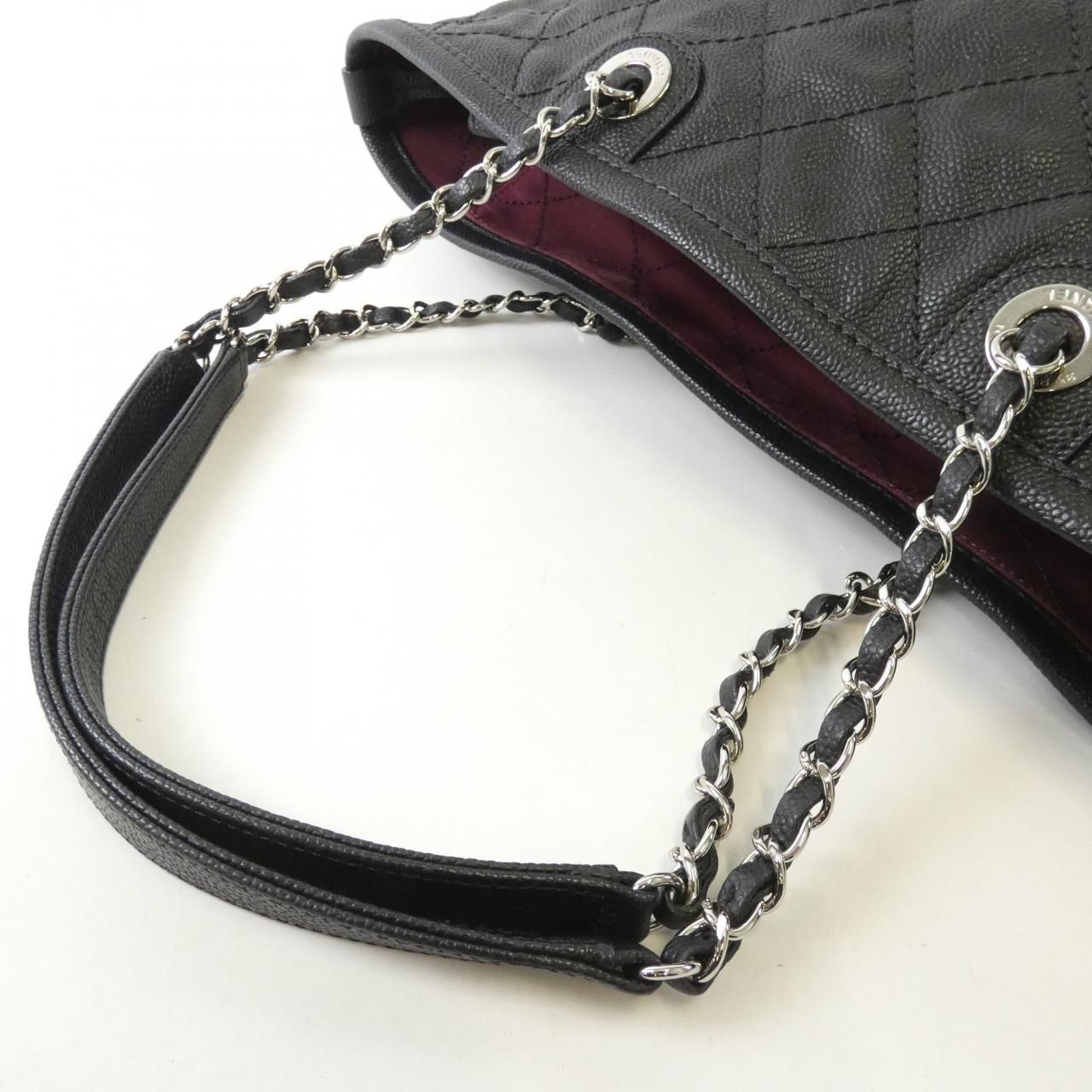 Chanel Bag Handbag Black — view 4
