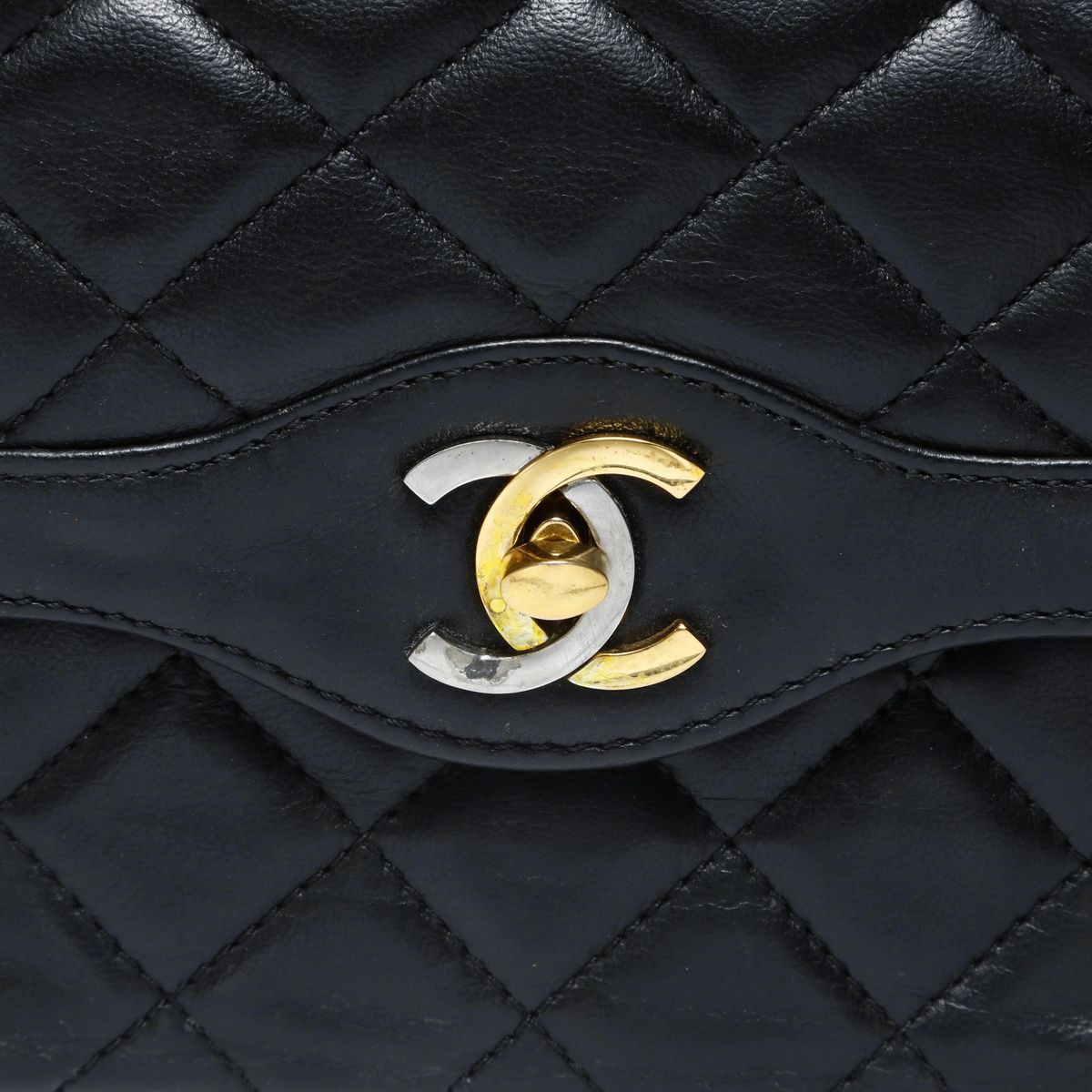 Chanel Shoulder Bag 0 Quilted Double Flap — view 8