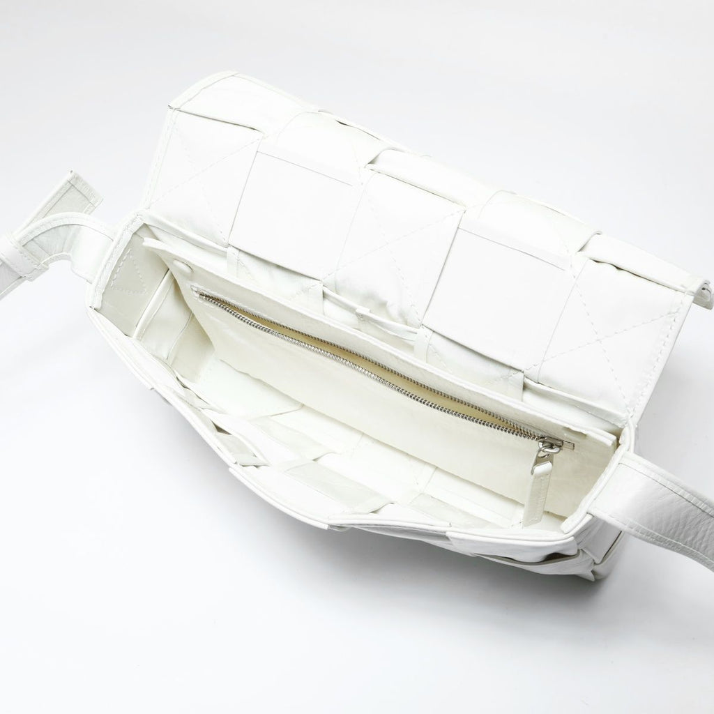 Bottega Veneta Shoulder Bag Cassette Intrecciato — view 9